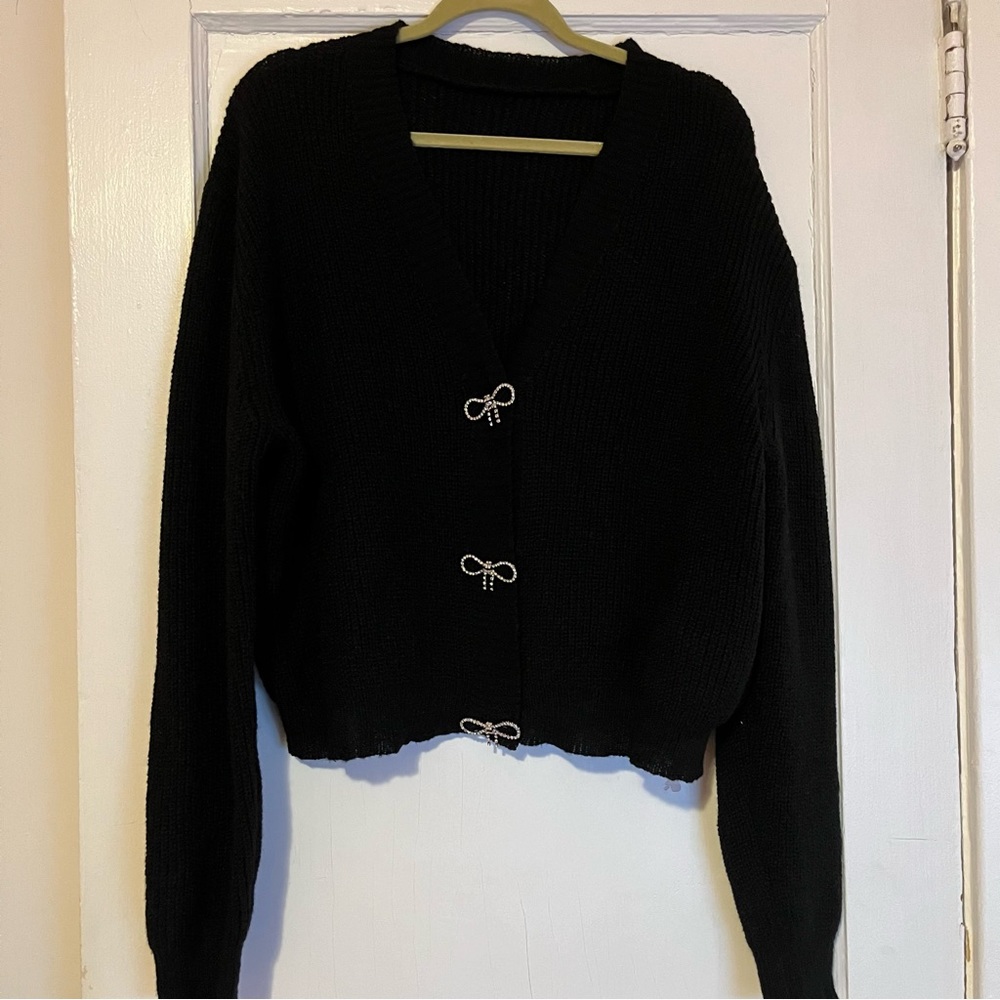 NWT SHEIN Black Cardigan with Silver Bow Buttons - Picture 3 of 5